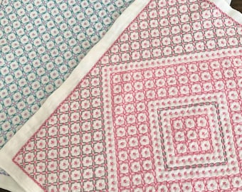 SASHIKO for dish towel --- Jujihana-sashi (cross flower pattern) <daruma> cloth or cloth & yarns