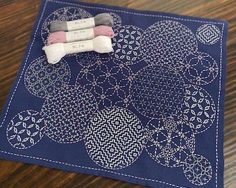 SASHIKO for dish towel "YOSEMOYO Marugasane" --- Overlapping circles ---HOBBYRAHOBBYRE---navy cloth or navy cloth & yarns