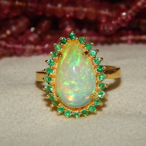 Pre owned opal rings best sale