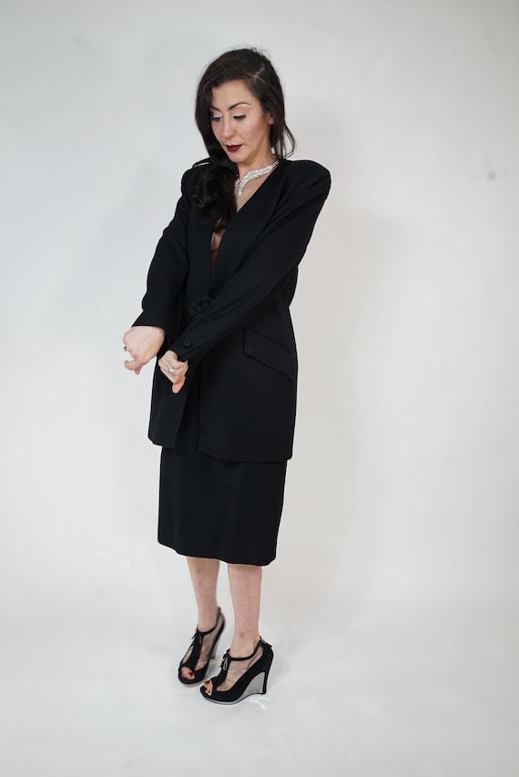 2pc. Christian Dior 'The Suit' skirt suit - image 3