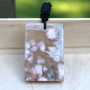 Unique natural flower agate necklace, Sakura cherry blossom agate necklace, gemstone crystal necklace, floral necklace, gift for her
