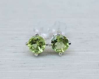 4mm natural Peridot stud earrings in sterling silver, dainty gemstone earrings, green stud earrings, August birthday gift, Christmas gift