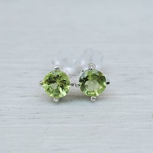 4mm natural Peridot stud earrings in sterling silver, dainty gemstone earrings, green stud earrings, August birthday gift, Christmas gift