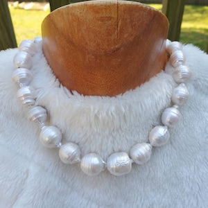 16&quot; Genuine Freshwater Baroque Pearl necklace, 15*18mm big pearl necklace, pearl statement necklace, pearl choker, wedding necklace, gift