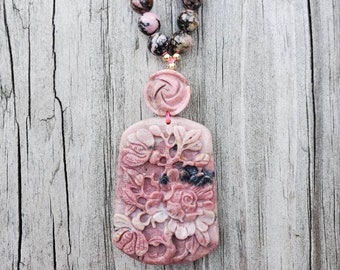 30" long natural Rhodonite bead necklace, Rhodonite statement necklace, Carved Rhodonite rose and peony, pink flower necklace, gift for her