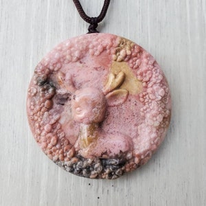 Natural pink Rhodonite reindeer necklace, cute Rhodonite necklace, gemstone carving necklace, crystal necklace, Christmas gift