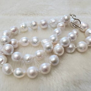 Collar de perlas barrocas blancas grandes de 17" de largo y 12 mm, AA buen brillo elegante collar de perlas casi redondas, collar de perlas unisex, regalo del Día de la Madre