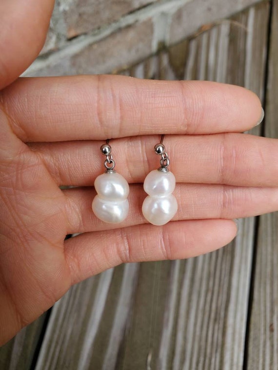 Natural 9-10mm Peacock Black Cultured Baroque Pearl Hook Dangle Earrings