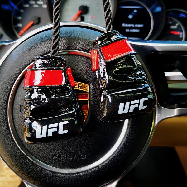 Gants de combattants UFC, cadeaux MMA de boxeur personnalisés, ornement de miroir de voiture ufc, gants de boxe ufc suspendus, charme de gants ufc mma, cadeau de combattant mma