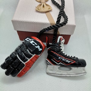 Personalized Hockey Gifts - custom hockey gifts for boy - NHL gifts, Washington Capitals gifts, Hockey skate pendant, hockey gloves CCM