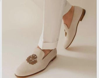 White Handmade ethnic Men's Mojari / jutiya / flat shoes for Indian outfit | shoes for men | juties for men