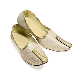 Cream Mens Jutti Sherwani Shoes Men Indian Wedding Jutti Handmade Ethnic Mojari Punjabi Juti Men jutiya  kurta pajama | shoes for sherwani |