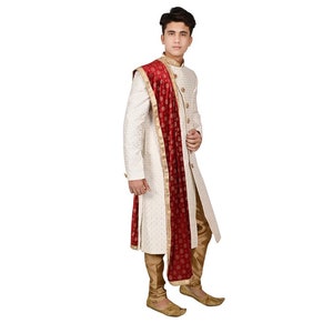 Indian stole (dupatta) for men | ethnic look for men | Indian outfit for men | velvet dupatta