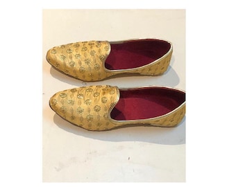 Traditional jutti punjabi shoes | Mojari shoes | Indian jutti for men | golden jutti  for groom men | wedding shoes for groom and groom men