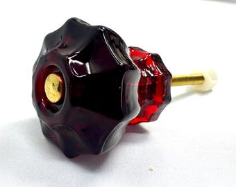 Rousso USA Drawer Pull (Polshed Brass, Ruby Red Glass)