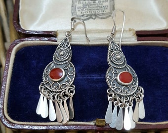 Black Onyx Chandelier earrings, vintage red glass chandelier earrings, silver chandeliers, sterling chandeliers, black and red earrings Black Onyx Chandelier earrings, vintage red glass chandelier earrings, silver chandeliers, sterling chandeliers, black and red earrings