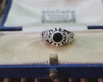 Vintage 925 Sterling Silver Ring, Black Onyx Ring, Size i US 4.25, Small Size
