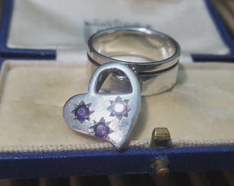 925 Sterling Silver Ring, Heart Charm Band, Amethyst Ring, Size U.5 US 10.25