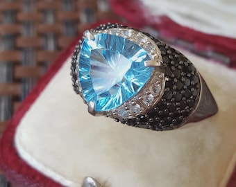 Sterling Silver Ring Swiss Blue Topaz Spinel & Clear Topaz Gemstones UK Size T.5