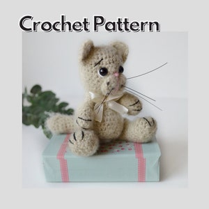 Crochet cat pattern, amigurumi keychain pattern