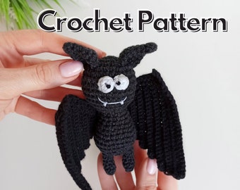 Bat crochet pattern, Halloween crochet decor