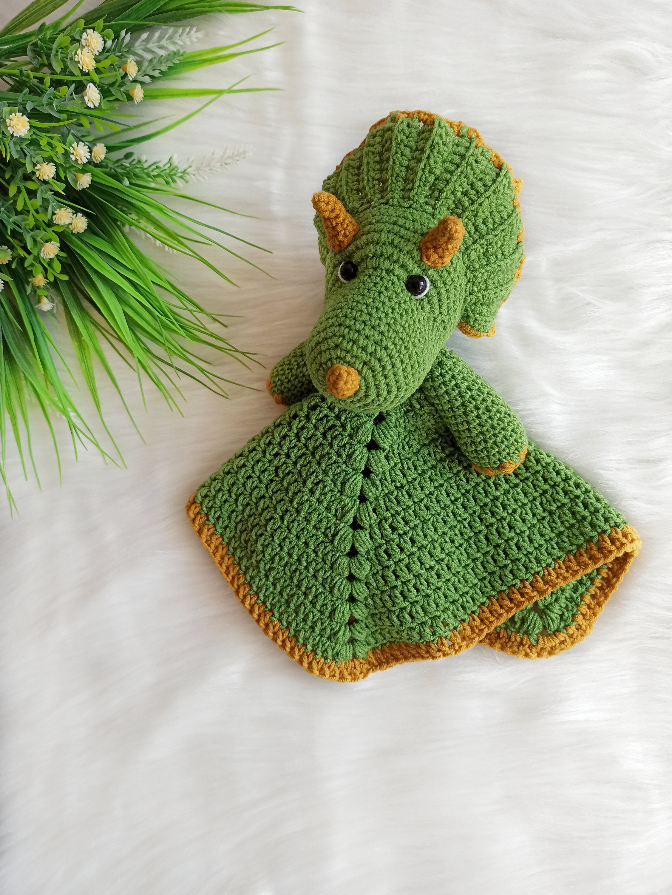 Crochet Dinosaur Pattern Crochet Triceratops Security Blanket Crochet Baby Lovey Pattern Etsy Canada