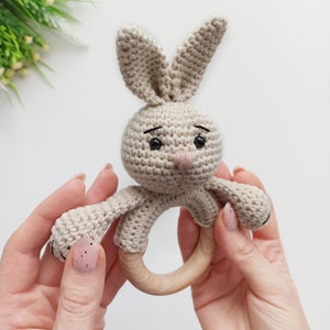 Crochet baby rattle pattern, bunny amigurumi pattern image 3