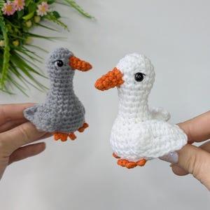 Crochet Goose Amigurumi Pattern, Easy Crochet Mini Bird image 7