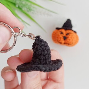 Crochet witch hat pattern, easy crochet Halloween keychain image 8