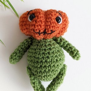 Crochet pumpkin man pattern, amigurumi doll halloween decor, easy crochet pattern image 5