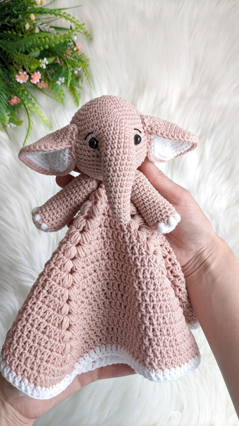 Crochet elephant lovey pattern, crochet baby security blanket, elephant baby lovey pattern image 9