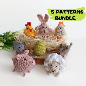 Peut inclure: Un ensemble de 5 patrons de crochet amigurumi pour réaliser un lapin, un poussin, un cochon, une souris et un mouton. Les patrons sont disponibles en lot et sont parfaits pour les travaux manuels de Pâques.