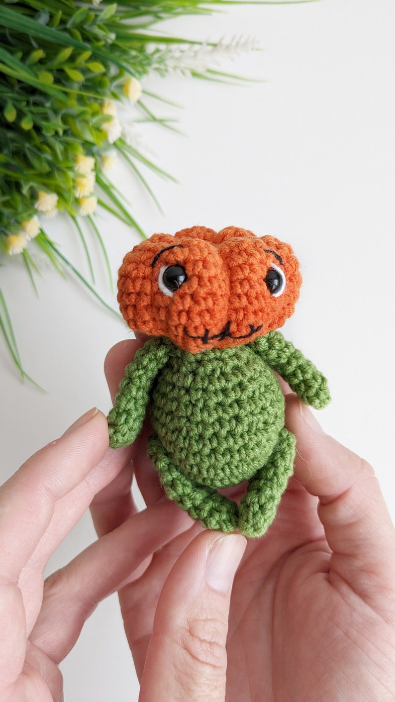 Crochet pumpkin man pattern, amigurumi doll halloween decor, easy crochet pattern image 7