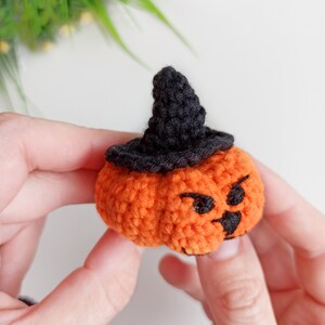 Crochet witch hat pattern, easy crochet Halloween keychain image 10
