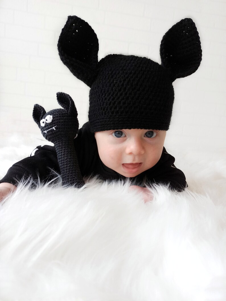 Crochet Bat Baby Rattle Pattern, Halloween Crochet Baby Gift - Etsy
