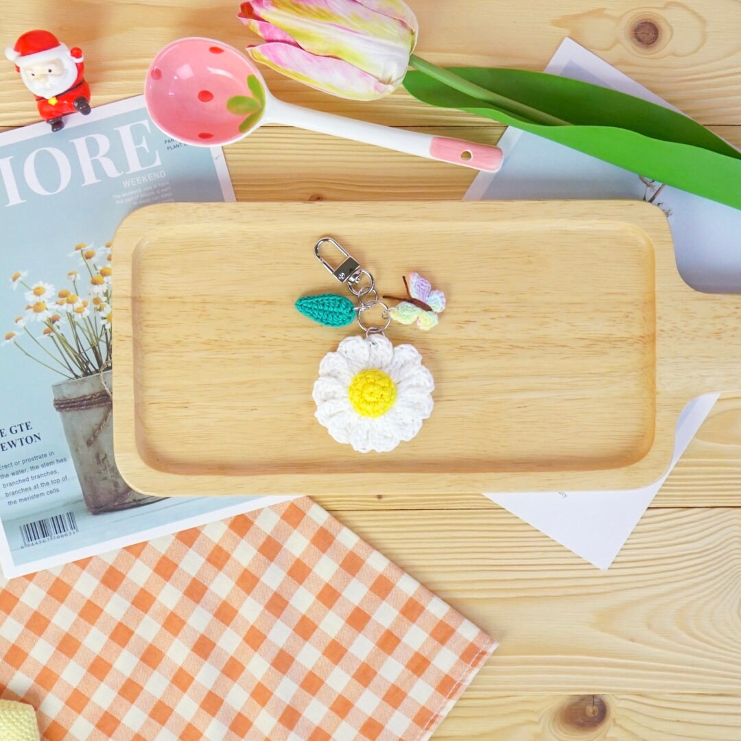 Daisy Flower Crochet Doll Key Ring Key Chain Bag Charm / Flower ...