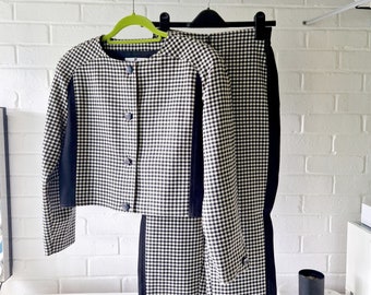 Conjunto de chaqueta y pantalón de lana a cuadros de Courréges París, años 80 (talla 8US)