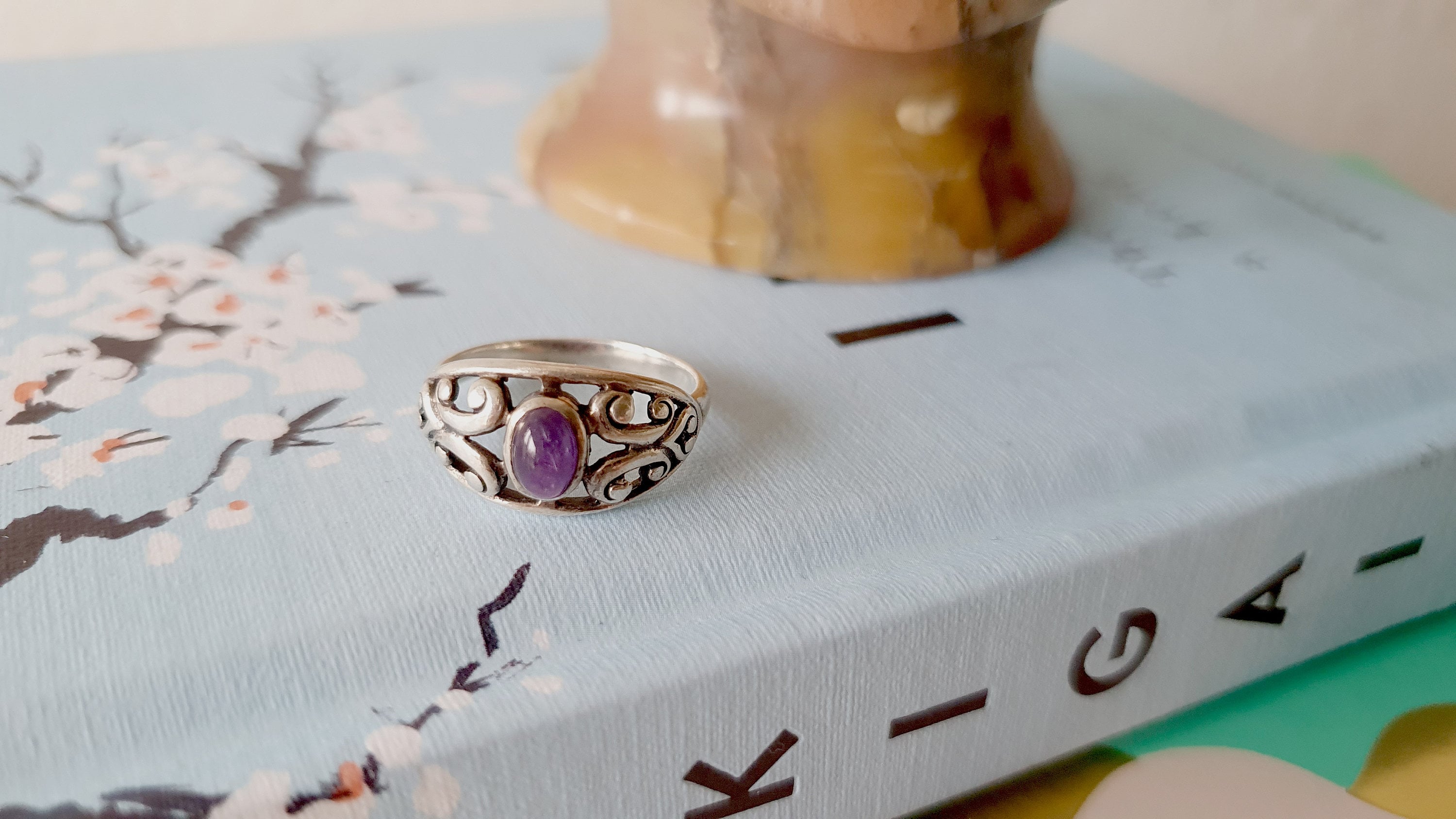 アメジストの美しいシルバーヴィンテージリング - ビクトリア朝の