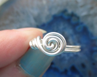 Ring i sterlingsilver med tråd