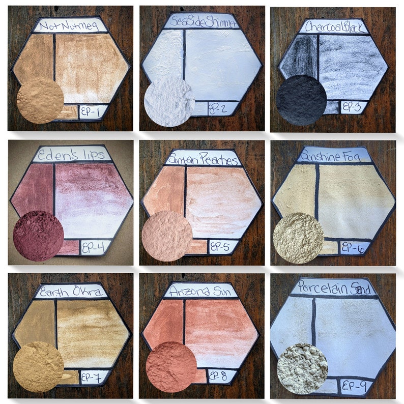 Puede incluir: Nueve muestras de pintura en contenedores hexagonales, cada uno con una peque&ntilde;a muestra del color de la pintura y una muestra m&aacute;s grande del color de la pintura con un acabado texturizado. Los colores de la pintura son: Not Nutmeg, SeaSide Shimmer, Charcoal Black, Eden's Lips, Suntan Peaches, Sunshine Fog, Earth Okra, Arizona Sun y Porcelain Sand. Cada contenedor est&aacute; etiquetado con el nombre del color de la pintura y un n&uacute;mero, EP-1 a EP-9.