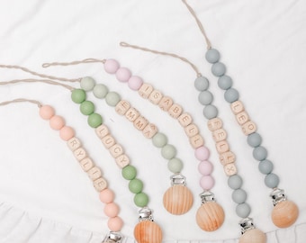 Custom Pacifier Clip, Personalized Newborn Soother Clip, Baby Name Wooden Pacifier chain, Handmade Baby Party Baptism Holder, Shower Gift