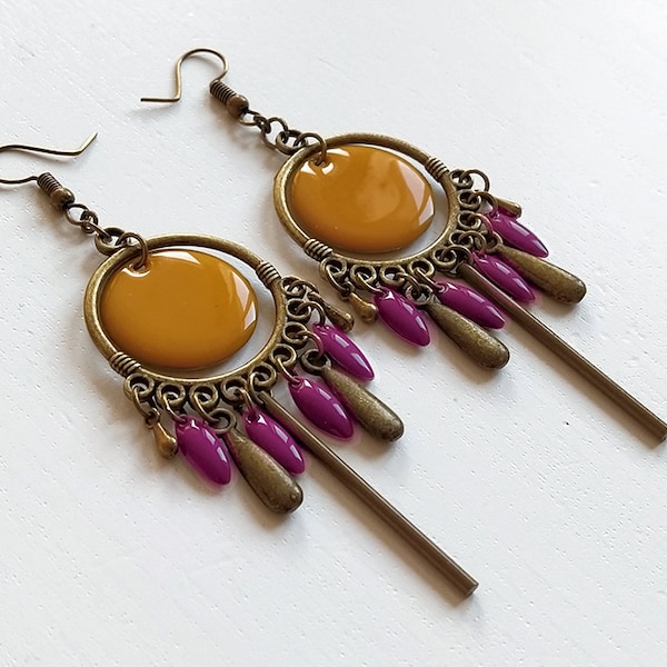 Boucles d'oreilles bronze chandelier sequin moutarde 20, ptes navettes lie de vin, tube 35, gouttes