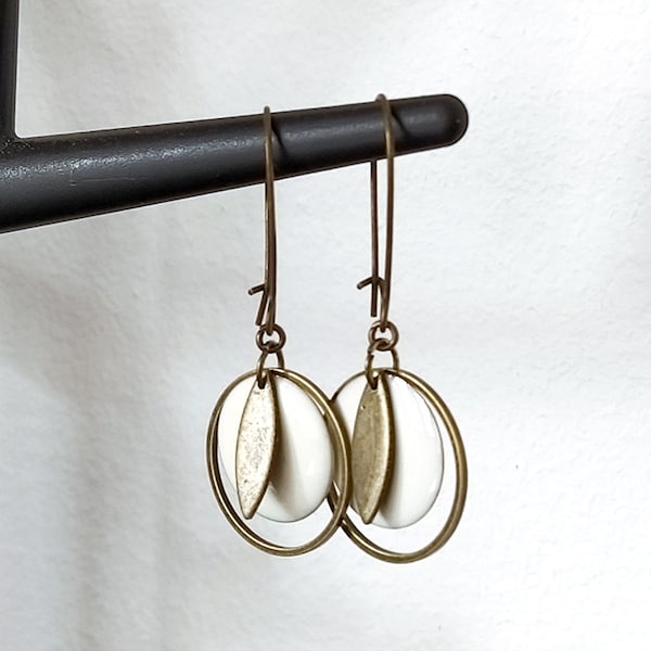 Boucles d'oreilles bronze sequin blanc 16 marquise cercle 20