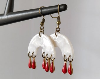 Boucles d'oreilles bronze pont acetate nacre blanc 4 gouttes rouges