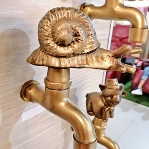 Faucet Snail Spigot Wash Bowl Vintages Brass Basin Sink Tap  Water Home Decor Wash Bowl Handle