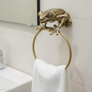 Portasciugamani con tovaglioli, grande statuetta a forma di rana, in ottone, per bagno, WC, da appendere alla parete, decorazione per la casa