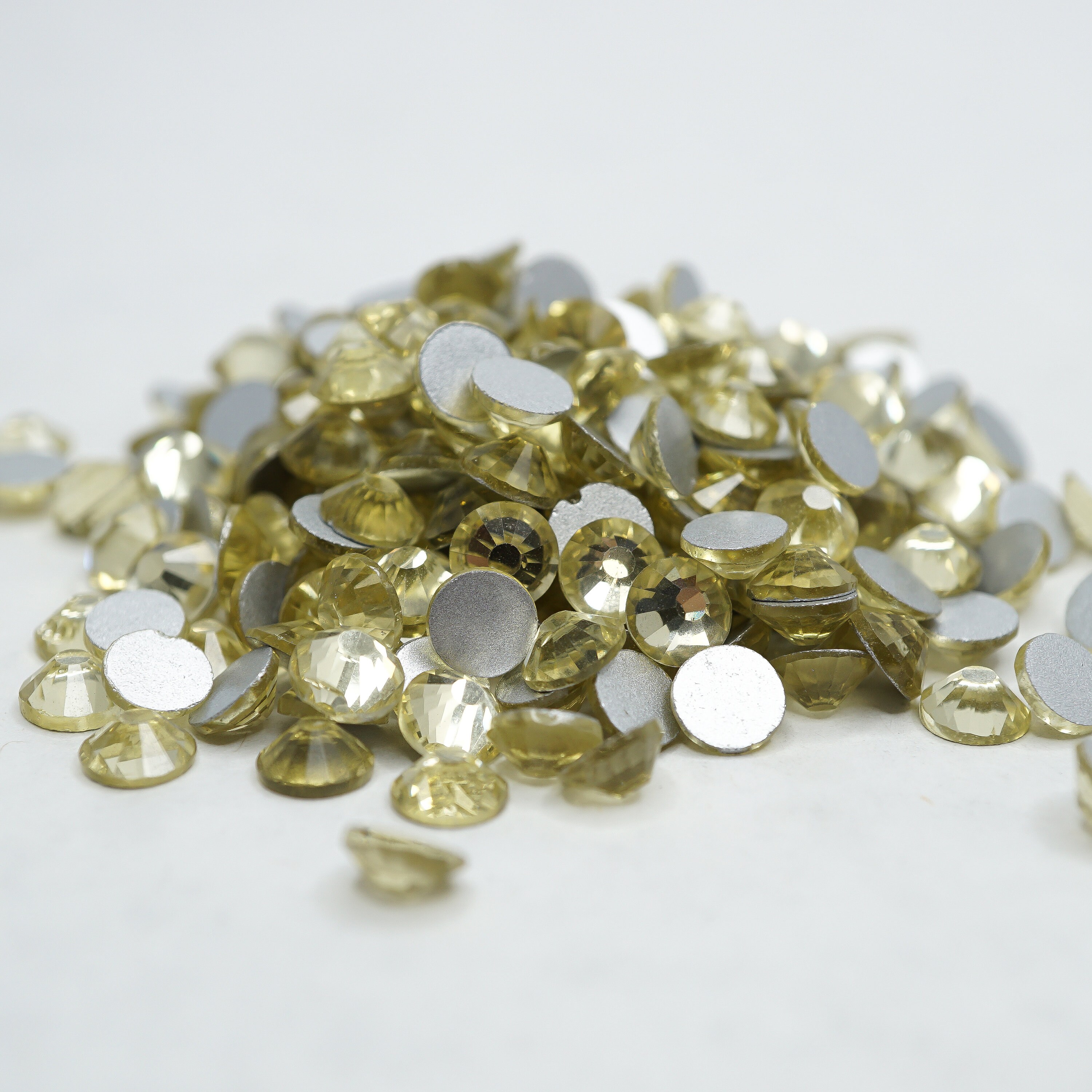 Jonquil Rhinestone High Quality - GLASS- Flat Back - Ss16