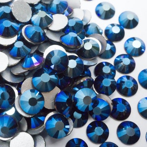 metallic blue Rhinestones High Quality - GLASS- flat back - ss16 - ss20 - ss30 - (code #065)