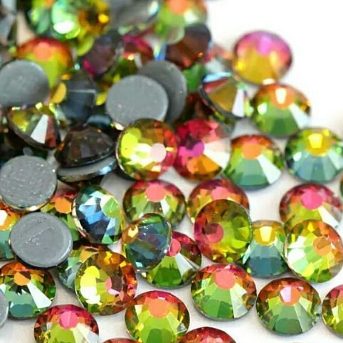 2203 GlitzStone Crystal 8mm Square Flatback Vitrial Medium Rainbow  Rhinestones 1 Dozen: Glitz and Glamour