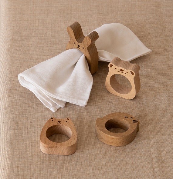 Legatovaglioli Imbucati - Decorazione da tavola animali - Portatovaglioli in legno - Anelli per tovaglioli in rovere e faggio - Bambini